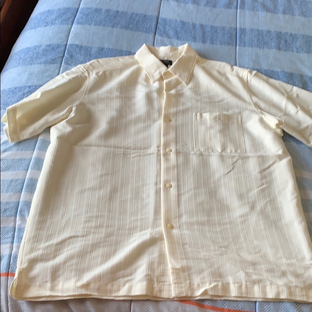 Short Sleeve dress shirt